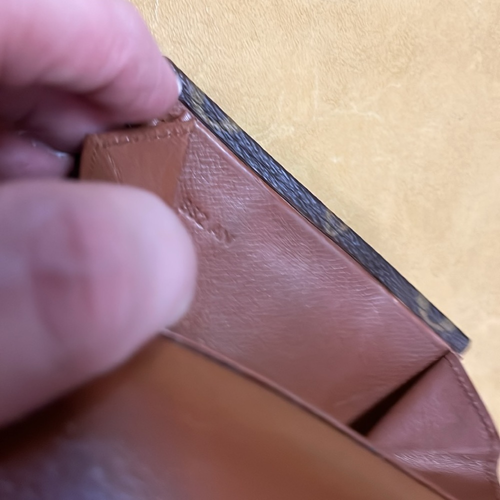 Louis Vuitton wallet - Picture 6 of 9